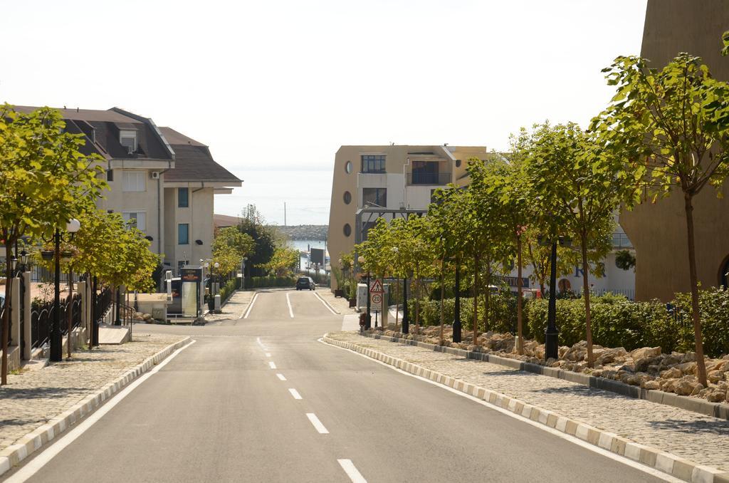 Apartments In Complex Chateau Nessebar Sveti Vlas Exteriör bild