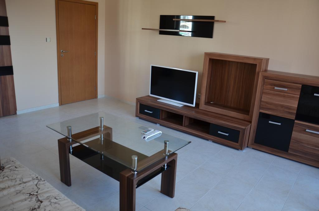 Apartments In Complex Chateau Nessebar Sveti Vlas Exteriör bild